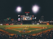 体育赛事直播-久保建英的压制级艺术，拜仁高效击溃皇家社会的战术启示