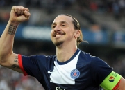 熊猫体育平台-绿茵场与硬木地板的交响，当西甲德比遇见勇士的终结艺术