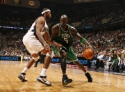 熊猫体育中国App-红牛铁蹄踏平威尔士，魔笛绝响奏满评分—当青春风暴遇上不朽传奇