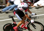 熊猫体育官方网站-切尔西的南美战略与久保建英的赛道狂想，当足球与F1在巅峰交汇