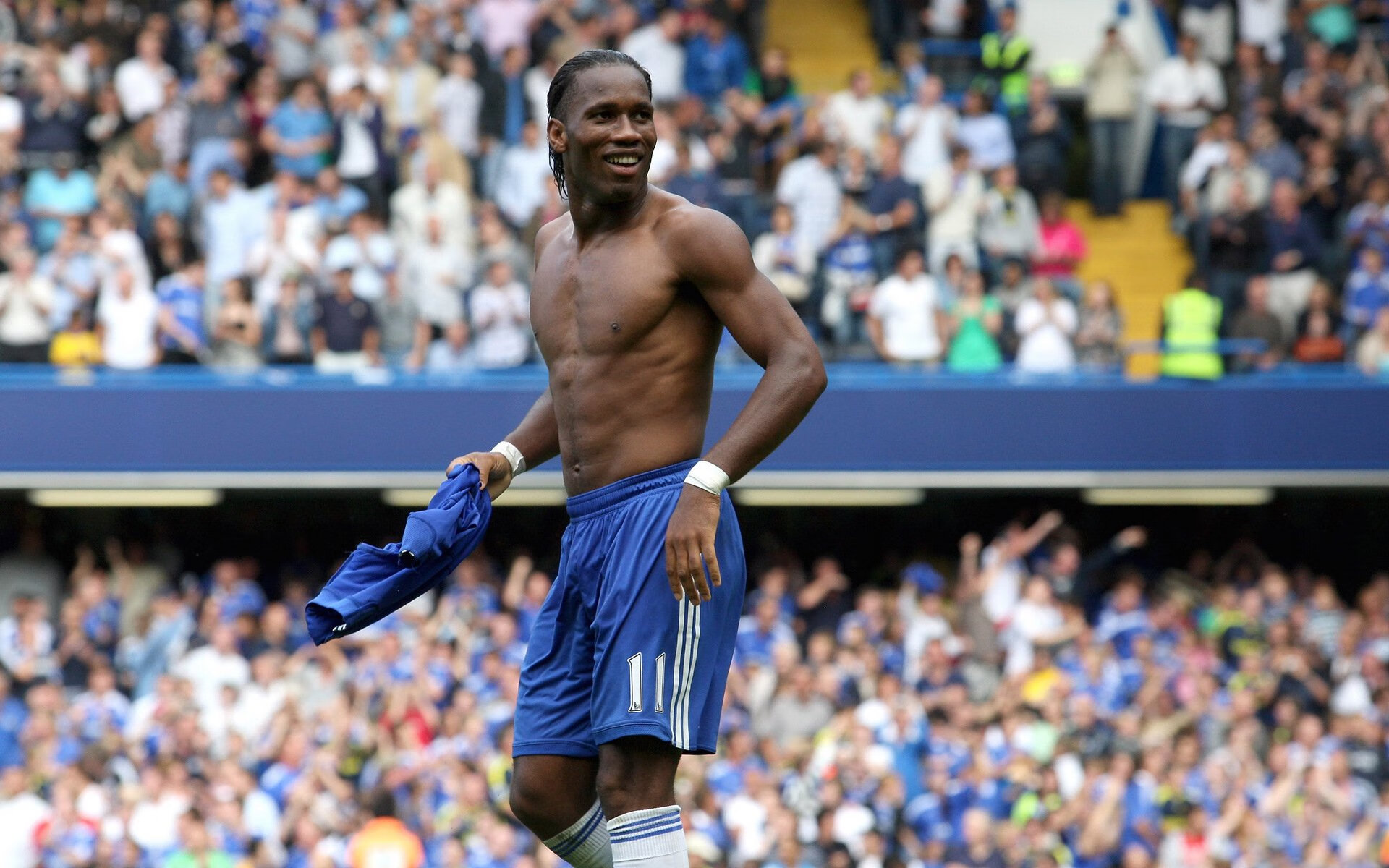 苏亚雷斯爆发！曼联正面击溃多特蒙德，红魔复兴之路再添关键一胜