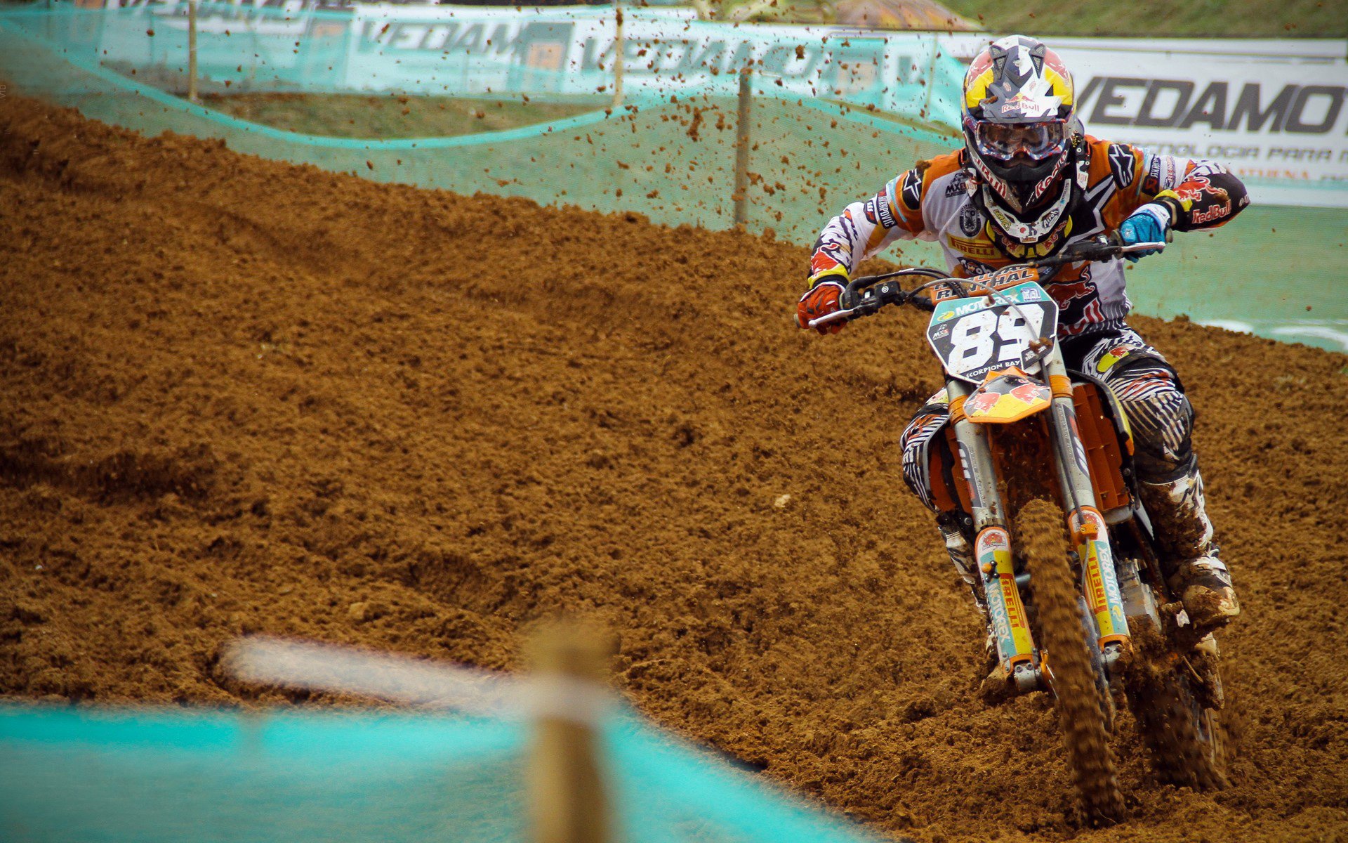 爱德华兹焦点战封神，深圳队横扫湖人背后的篮球全球化新叙事