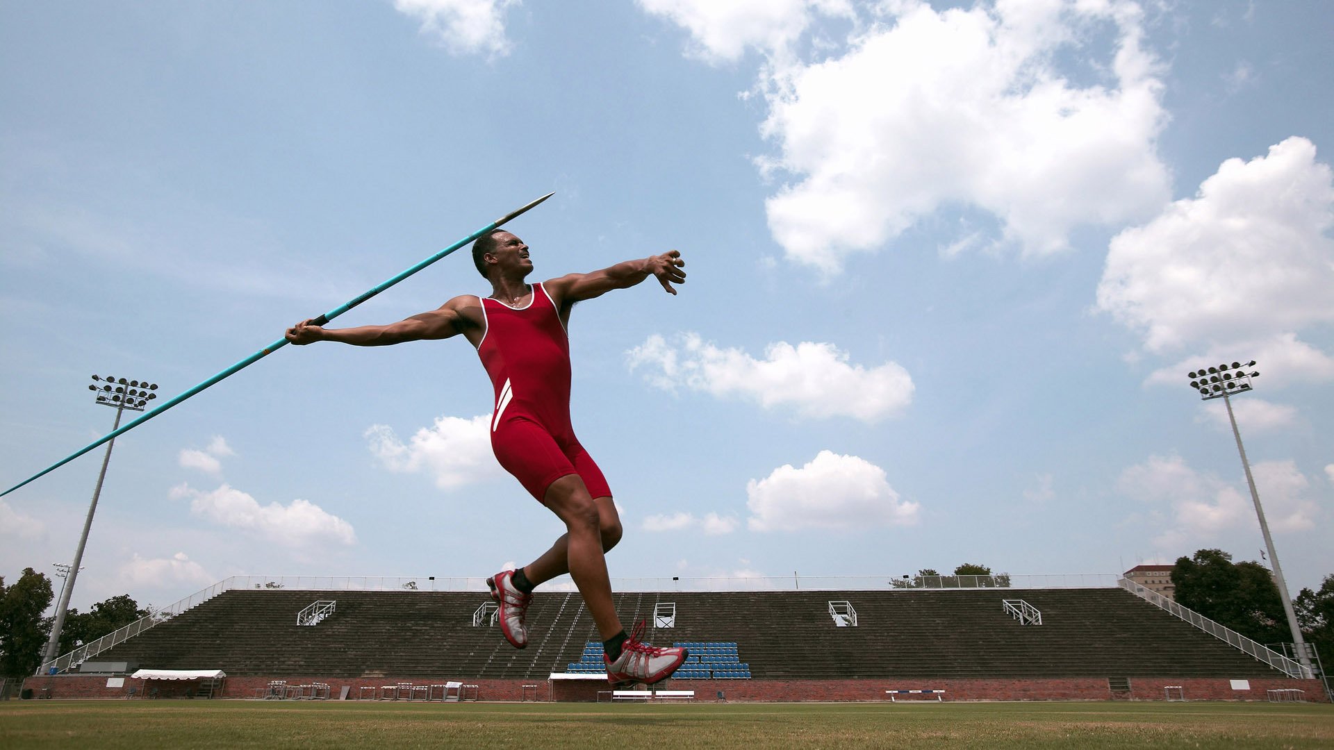 厄瓜多尔末节逆转冰岛，基耶萨一剑封喉，世界杯最冷一夜的孤胆英雄